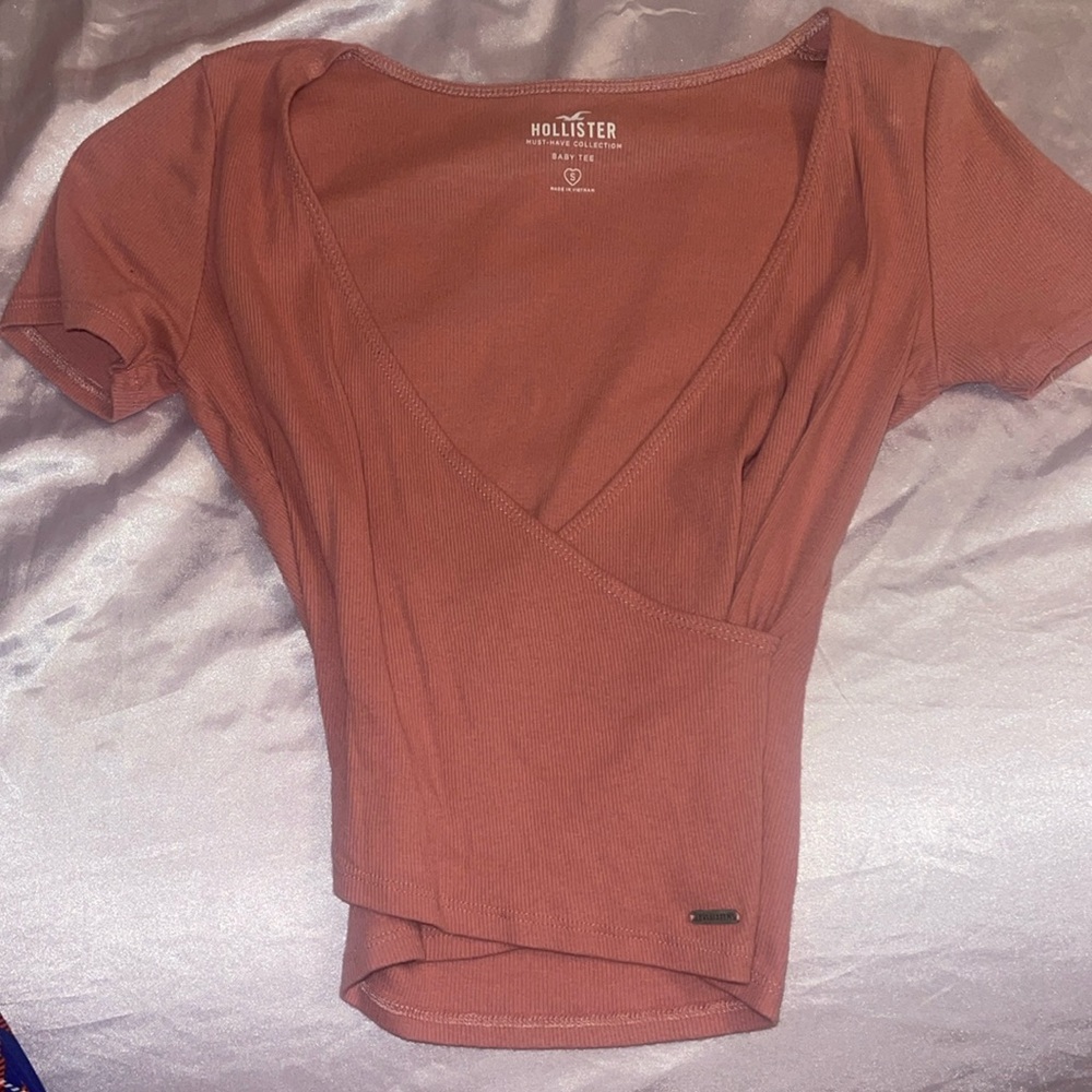 Blush Pink Hollister crossover baby tee size small